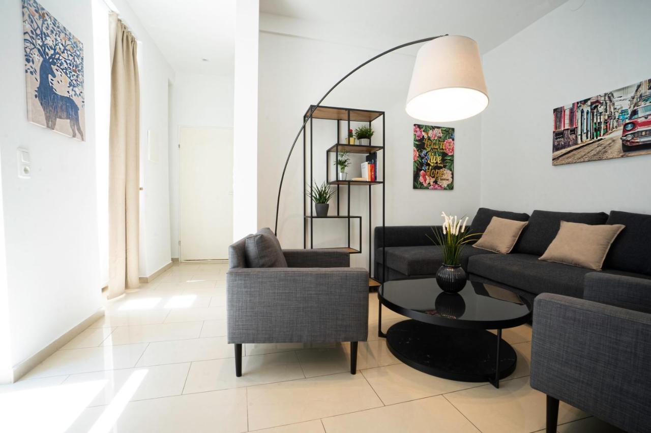 Chic Newly-Renovated Apartment Steps From Subway In Vienna'S Hernals District ภายนอก รูปภาพ